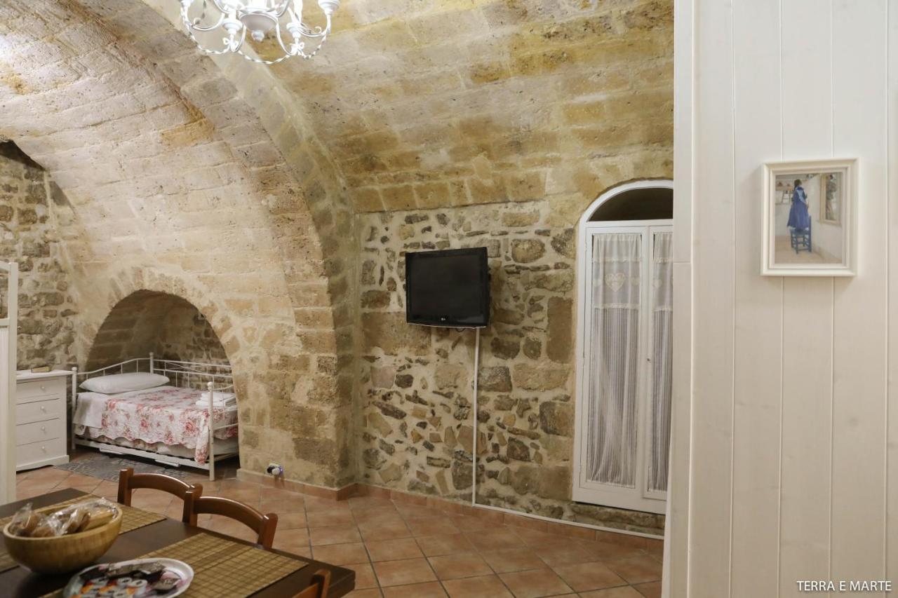 Terra E Marte Casa Vacanza Bari Kültér fotó