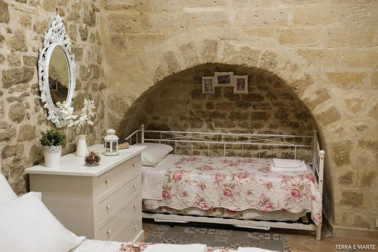 Terra E Marte Casa Vacanza Bari Kültér fotó