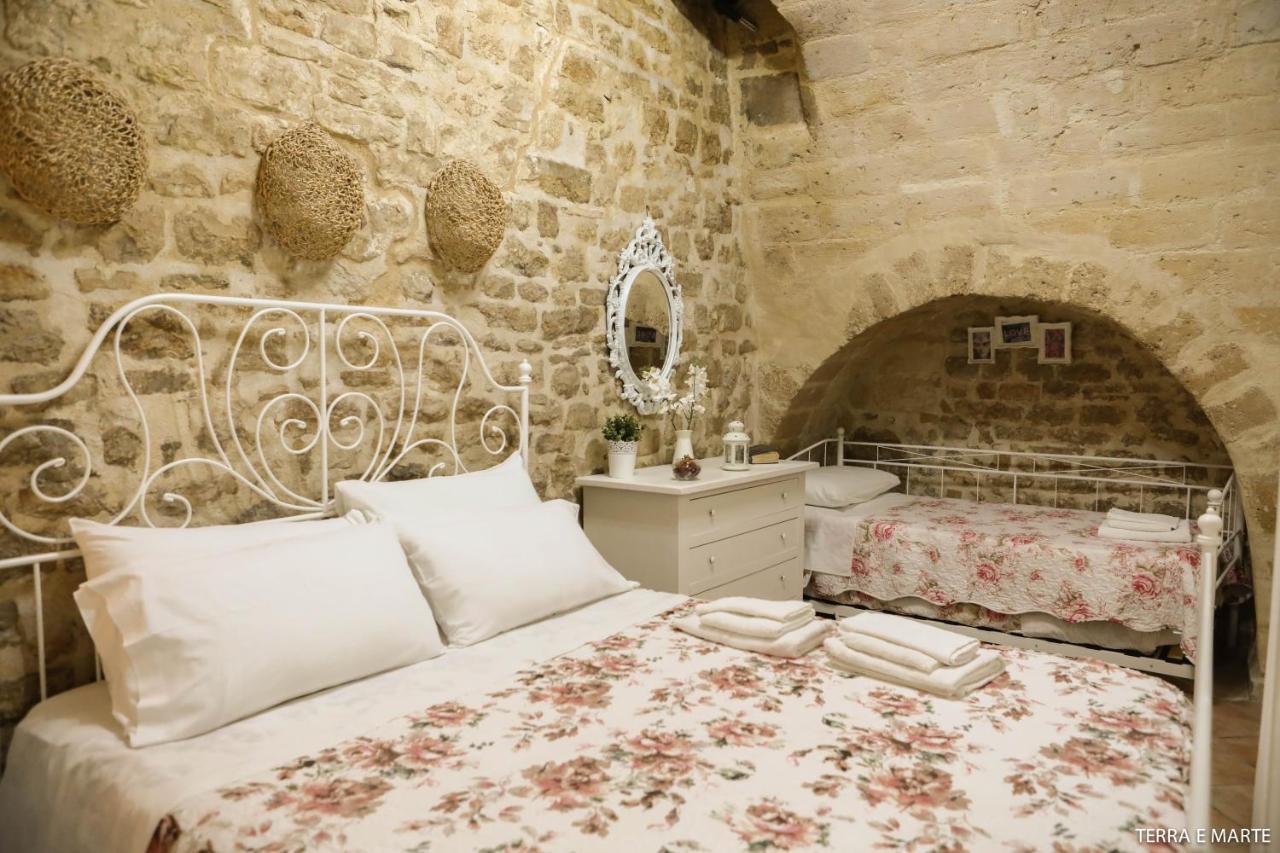 Terra E Marte Casa Vacanza Bari Kültér fotó