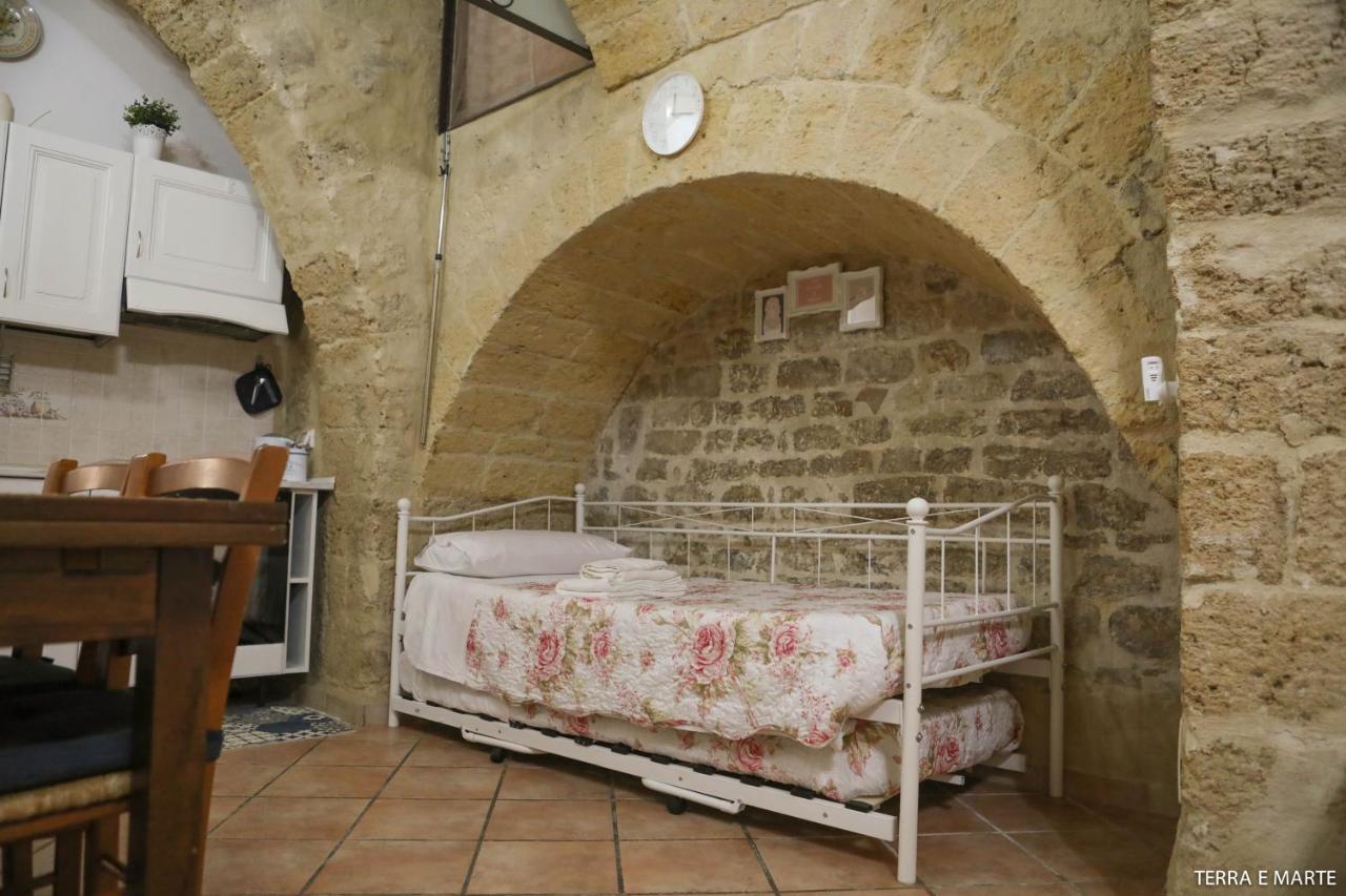 Terra E Marte Casa Vacanza Bari Kültér fotó